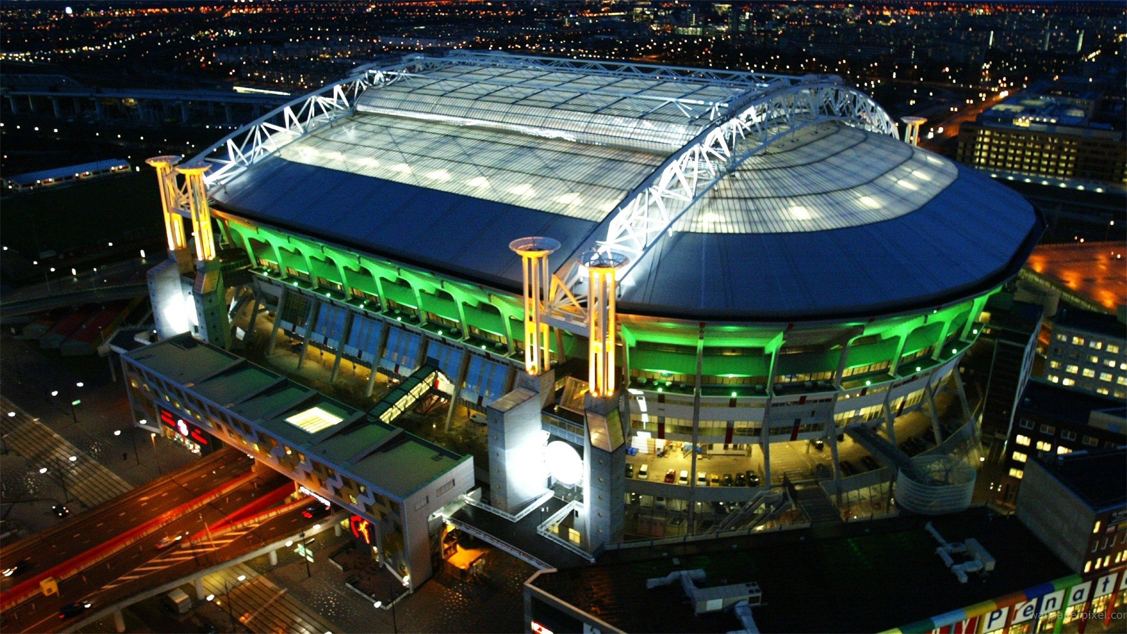 Holiday Inn Express Amsterdam Arena Towers By Ihg Exterior photo